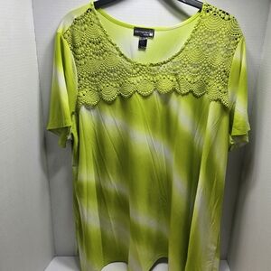 Antthony Bright Green Lace Yoke Short Sleeve Tee